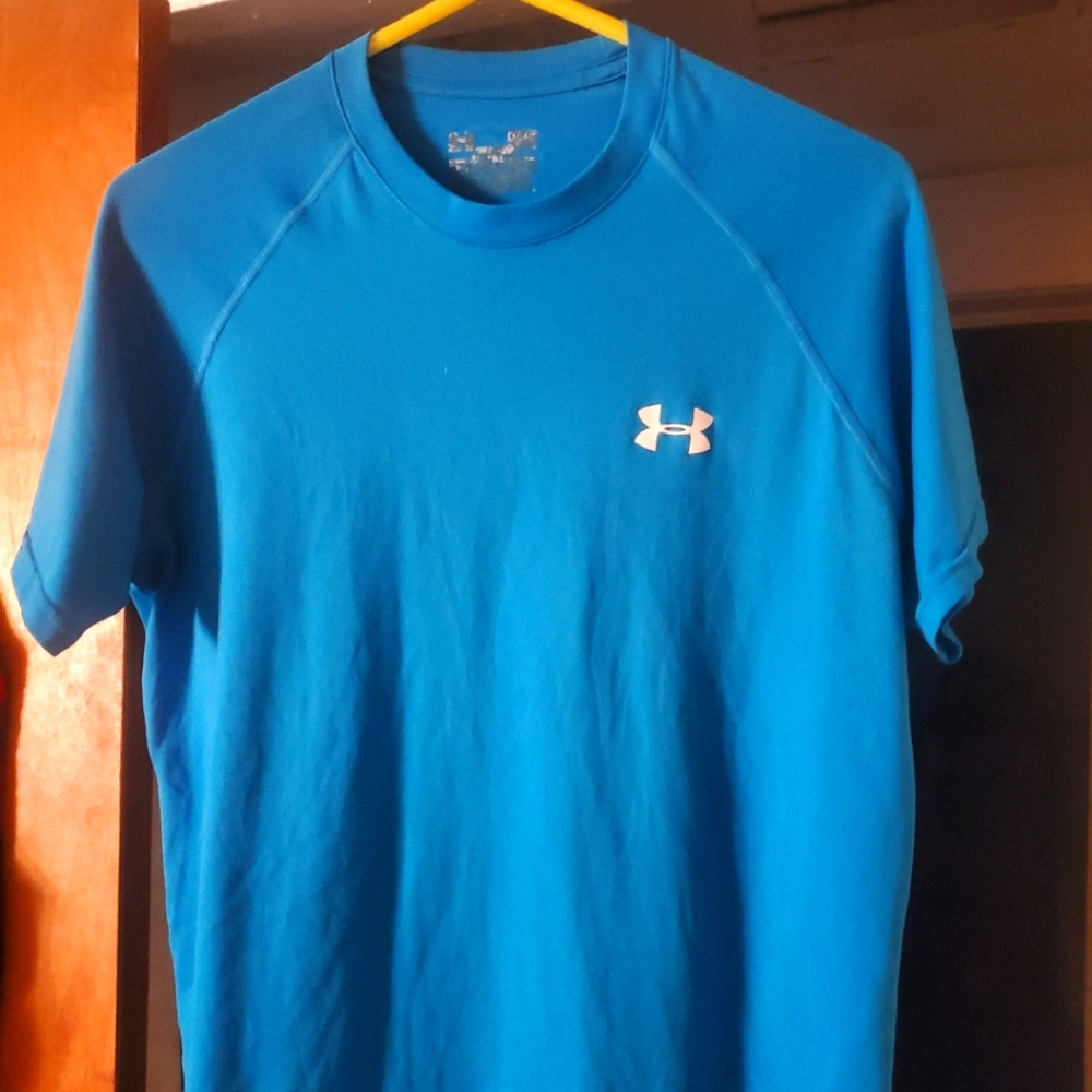 Men's shirt
